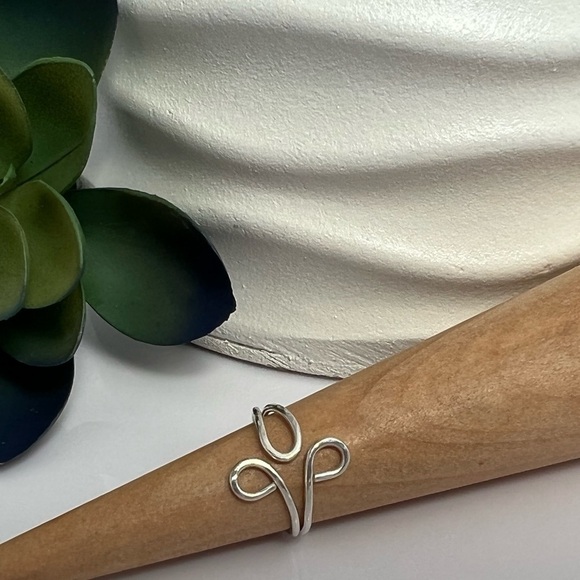 925 Sterling Silver Toe Ring Adjustable - Picture 7 of 14